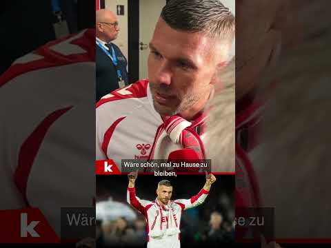 Video Thumbnail: Podolski: "Man denkt, man ist Superman" #shorts
