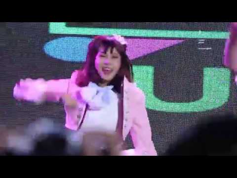 [FANCAM] 181221 MIND #BNK48 - BNK FESTIVAL & BNK CUT @ JOOX WEEKLY LIVE  at The Emquartier