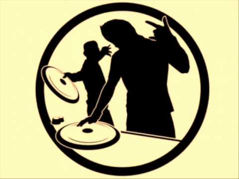 Dj ibrahim Çelik & Demet Akalın - Tecrübe 2010 (Electronic)