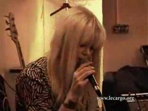 #7 The Concretes - Military Madness (Acoustic Session)