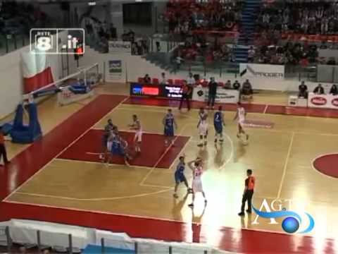Basket - Chieti vs Fortitudo  80 - 77
