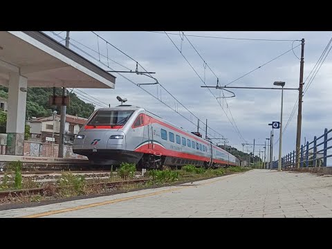 AV FA 8332 Reggio Calabria C.le - Roma T.ni