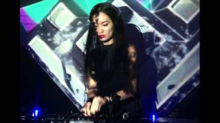 Viki Lee - dj mix / deep tech dub techno