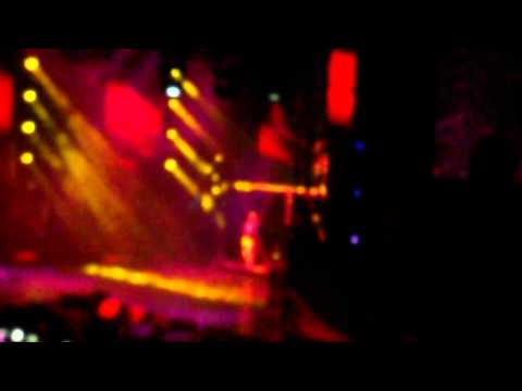 I Love You by 2NE1 @ MALAYSIA 24.5.14