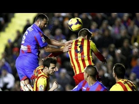 Loukas Vyntra GOAL vs. Barcelona (Levante 1-1 Barcelona | 19/01/2014)