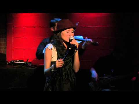 Shayna Zaid - Love (live at Rockwood)