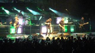 Dropkick Murphys "Career Opportunities (Clash cover)"  3-11-16 Mohegan Sun Arena Uncasville CT