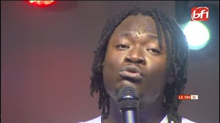 Célibataire à la barre : l'humoriste  El Présidenté fait vibrer la salle des banquets