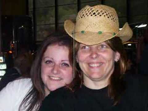 béa et ptite femme tatouée