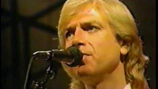 Justin Hayward  -  "I Know You're Out There Somewhere" @ The David Letterman Show