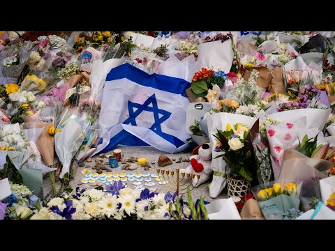 Isaac Herzog’s visit gives Jewish community ‘comfort and solidarity’ after Bondi attack