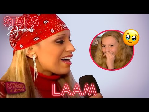 Laam débarque en chantant dans le salon d'une fan ! #ARCHIVES | Stars à Domicile