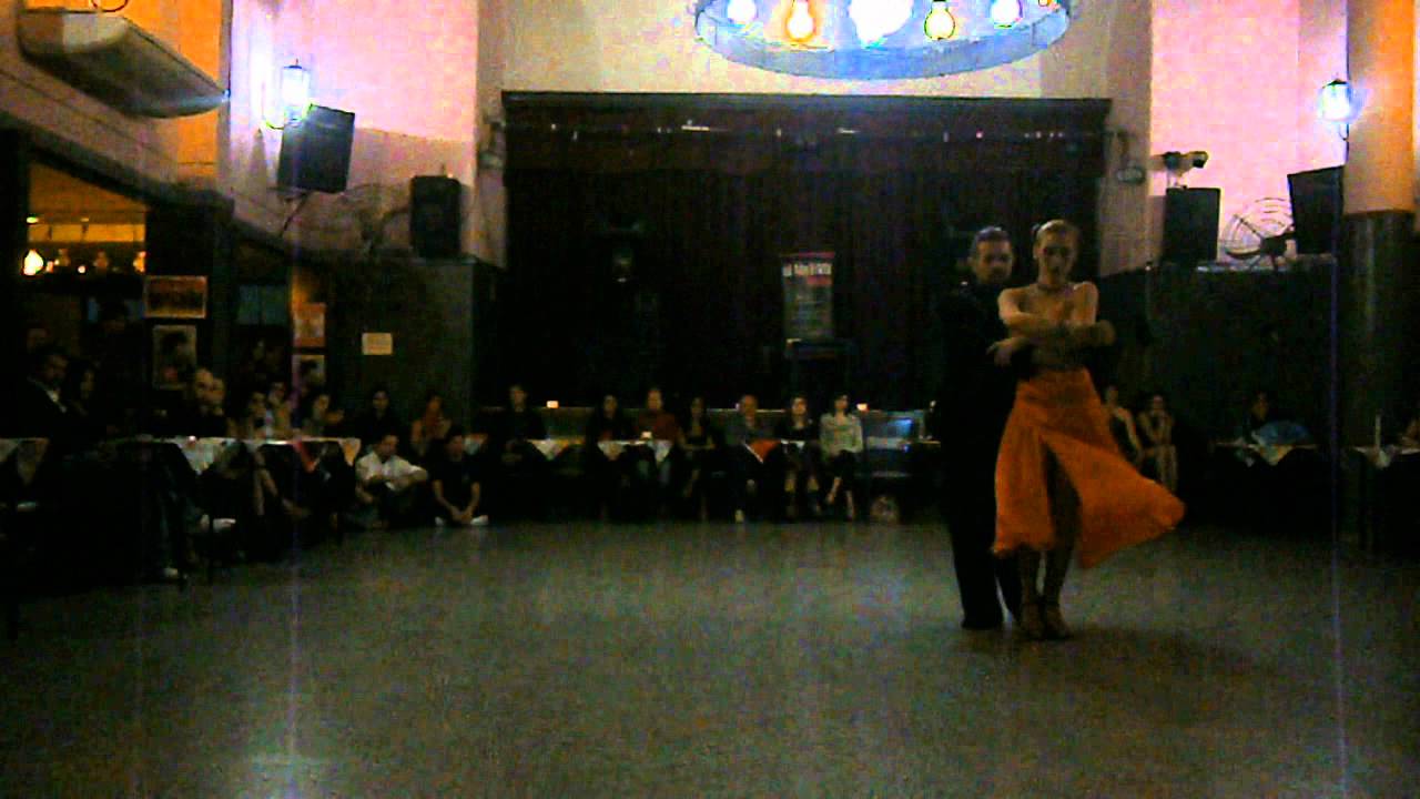 Melina Brufman y Claudio Gonzalez en el Motivo Tango, 27/8/12