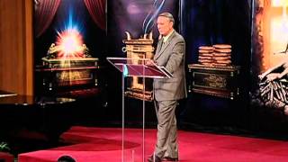 Stephen Bohr: His Way is in the Sanctuary 25/32