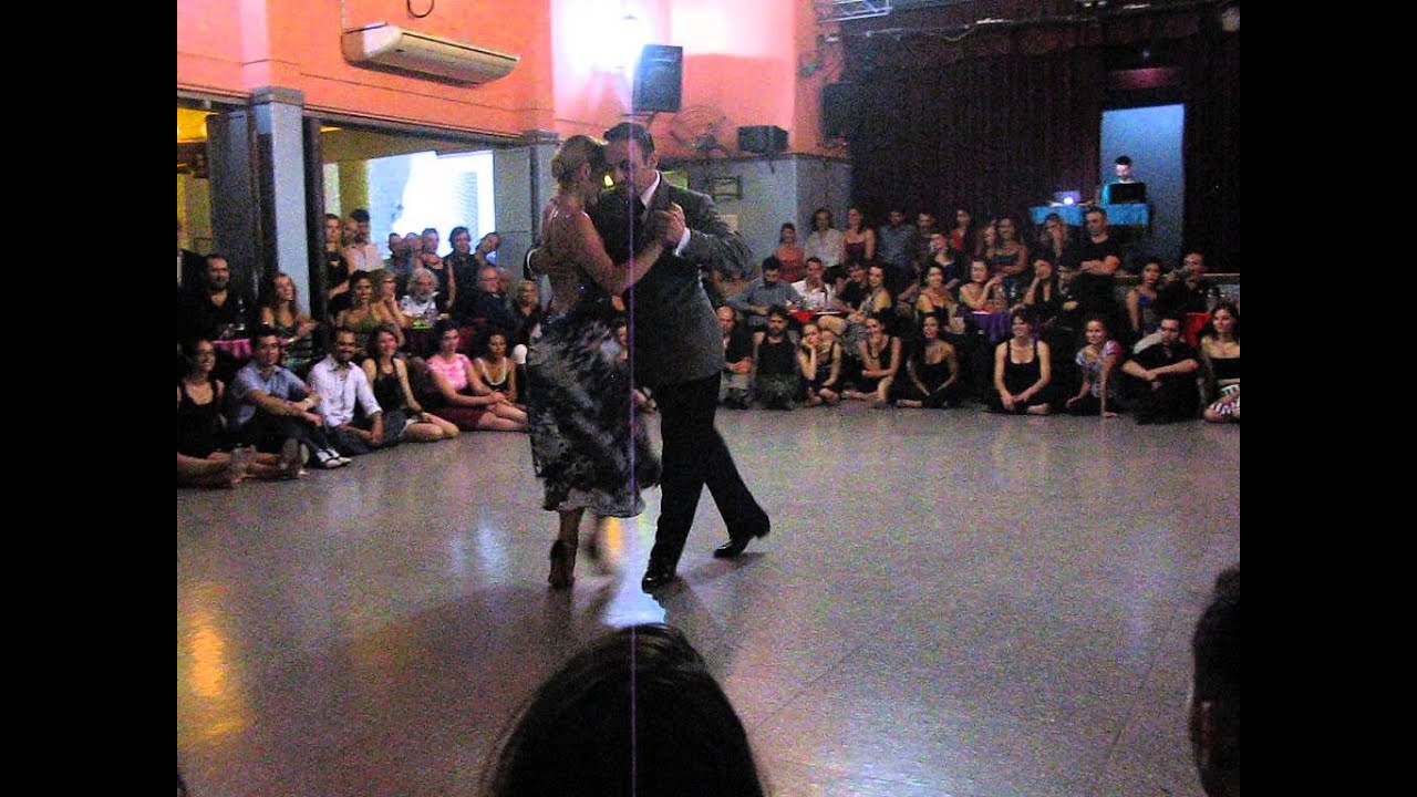 ALEJANDRA MANTIÑAN y GONZALO ANGELES en Viva La Pepa Milonga (1/4)