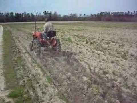 How to Use a Disc Harrow Model 300