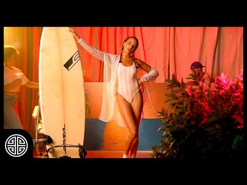 Alex Who? - Summer in December (Official Video)