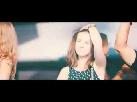 Hardwell ft Mr. Probz - Birds Fly (W&W Festival Mix)