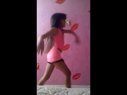 10 year old girl dancing  