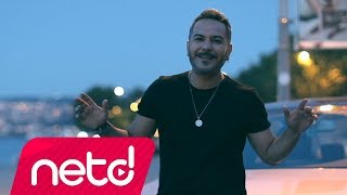 Musik-Video-Miniaturansicht zu Tamam tamam Songtext von Deniz Cem