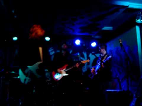 Davey Brothers "Glow"  live at the 12 Bar in Swindon 2009