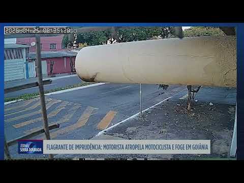 Motorista atropela motociclista e foge em Goiânia
