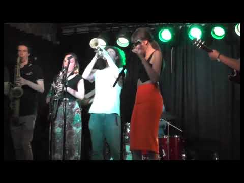 Workers Club Fitzroy Joolz25 playing Bass