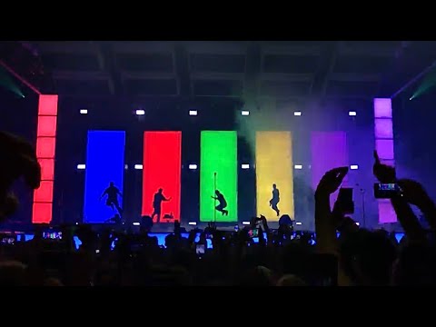 Bruno Mars - Intro Finesse Live 24K Magic World Tour Paris Accor Arena 05.06.2017