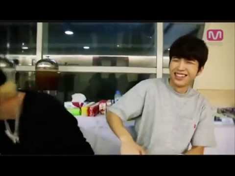 SHINee Key - Strange laugh for 5 minutes (with Woohyun)