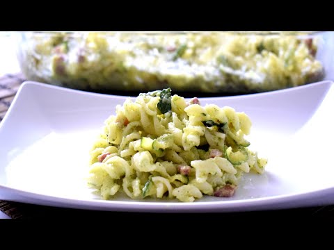 PASTA FREDDA CON FINTO PESTO DI ZUCCHINE E PANCETTA - Primi Piatti Estivi Semplici