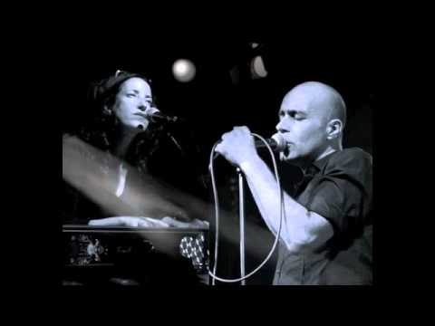 Javier Corcobado y Susana Cáncer - Enfermo de ti (En directo Diario Pop de Rne3 1995)