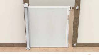 Retractable baby gate French