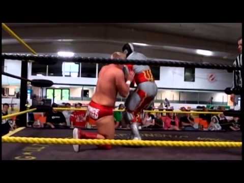 Shockwave The Robot vs Vince Beach - UCW June 17th 2010