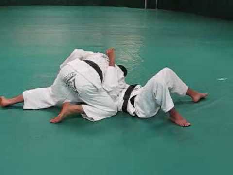 Underhook Lapel Choke