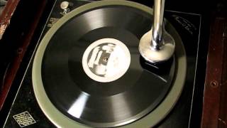 SEND BACK MY HONEYMAN by The Dennis Sisters on Diamond Disc 51088