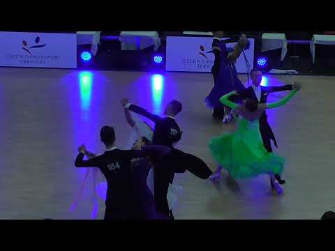 096 Miroslav Hýža - Dominika Feglová /MČR STT 2018/ Třinec/ Dospělí/ 2.kolo/ Waltz