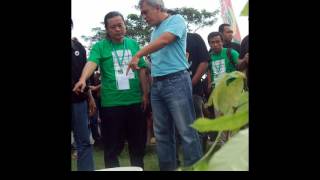 Download lagu LIRIK LAGU 'PEMANJAT' IWAN FALS mp3