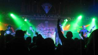 Def Con Dos - Demasiado humano (RockStar Barakaldo 06/04/2013)