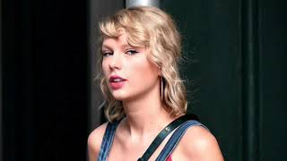 42... Rhett-Akins... She-Said-Yes...