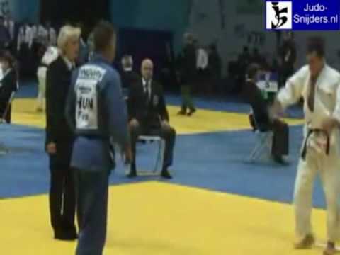 Judo 2009 Moscow: Ungvari (HUN) - Sobirov (TJK) [-66kg].