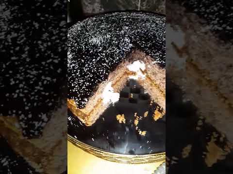 #كيكة_بشكولا_كرات_ الثلج