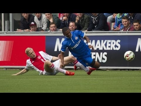 PSV O19 verpest kampioenswedstrijd Ajax