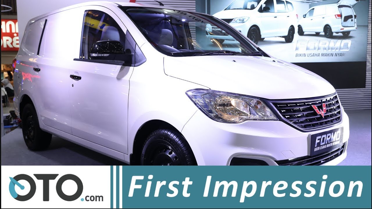 Wuling Formo Minibus Blind Van | First Impression | Mobil Niaga Bertabur Fitur | OTO com