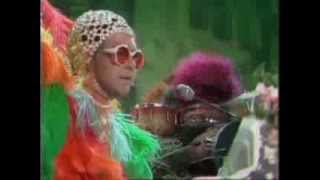 Elton John - Crocodile Rock (The Muppet Show)