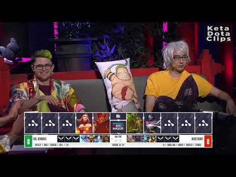 Chris Luck coquetéa con las novias de todos |Subtitulado|