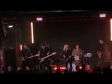 The Duke Spirit - Cuts Across the Land