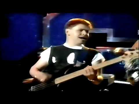 Gary Glitter - I Didn't Know I Loved You Till I Saw You Rock & Roll - HD 1080p (by Leo Ponce)