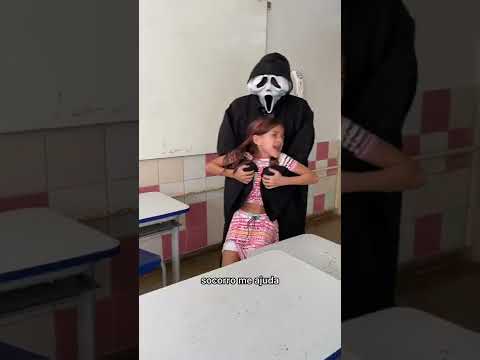 O mistério na escola (Jessica e família)