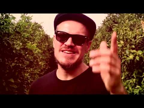 R.Esistence in Dub & Longfingah: "Heavyweight"