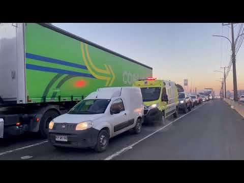 Taco kilométrico colapsó San Pedro de la Paz: vecinos apuntan a camiones